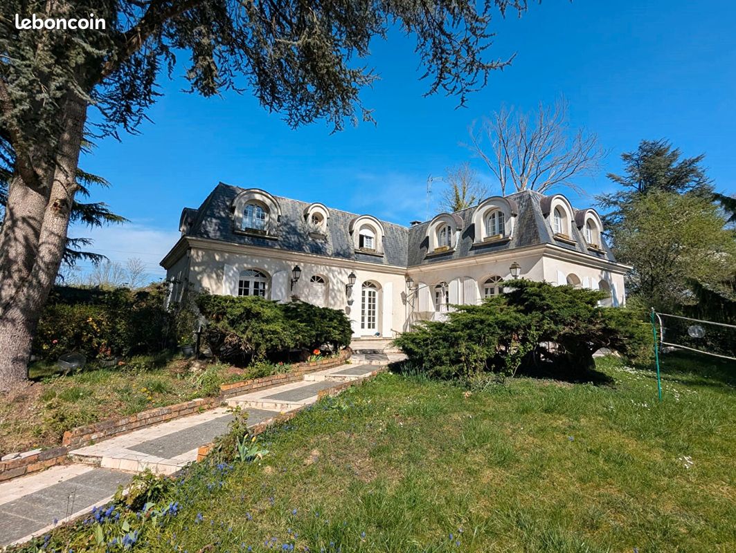 Maison 9 pièces 220 m² · à L'Isle-Adam · 220 m² · 699 000 €