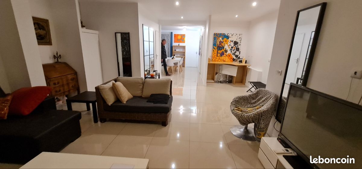 Maison 11 pièces 200 m² · à Villejuif · 200 m² · 845 000 €