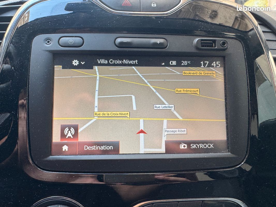 RENAULT CAPTUR I 1.5 DCI 90Ch ZEN INTENS Garantie 12 mois (image 13)