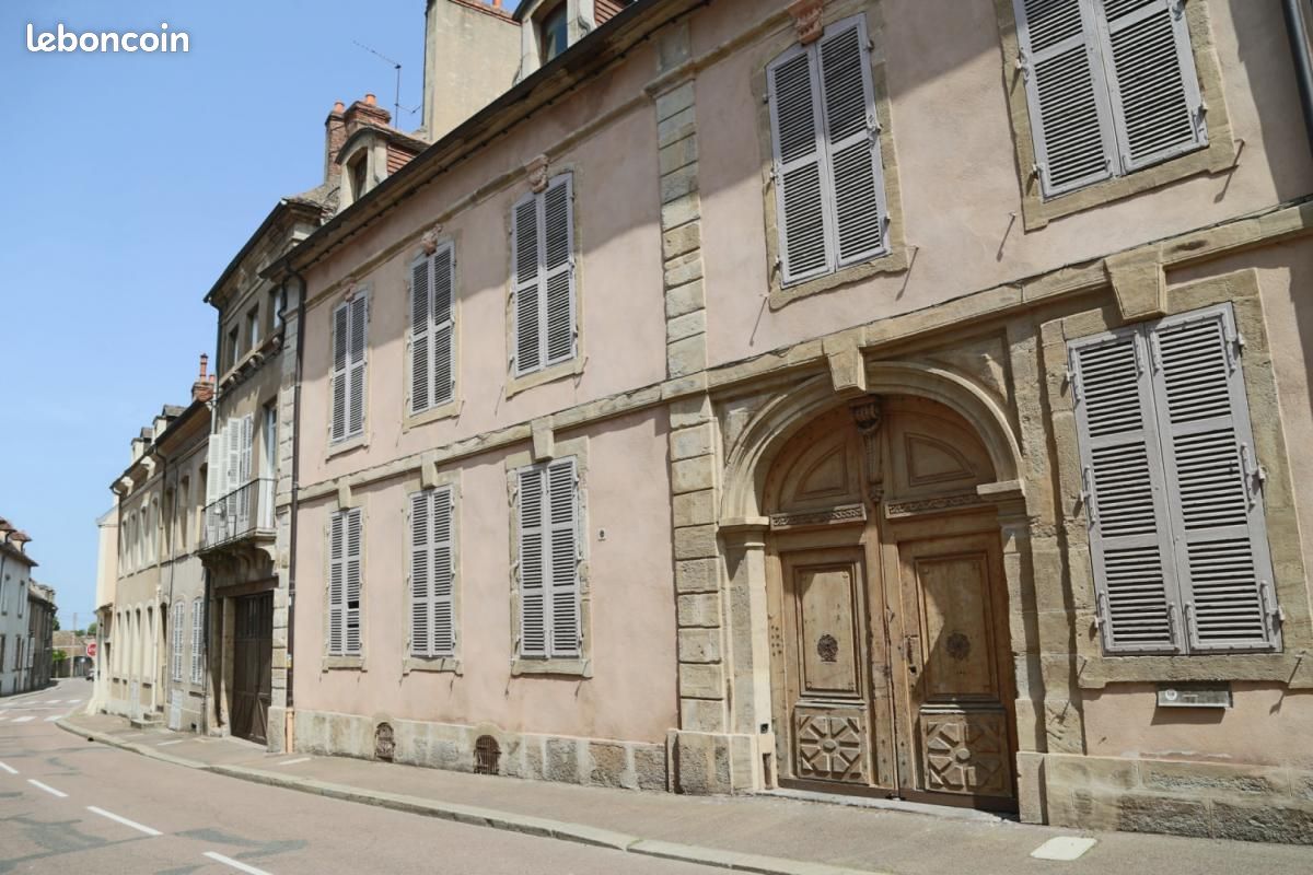 Local commercial 10 pièces 390 m² · à Autun · 390 m² · 362 000 €