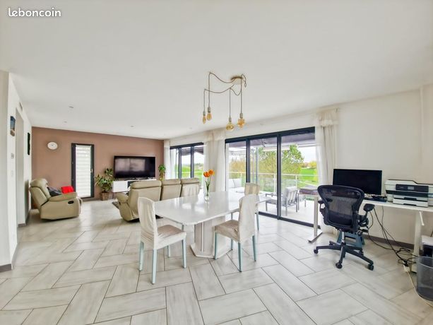 Maison 5 pièces 184 m²