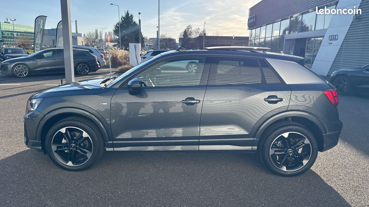 AUDI Q2 35 TFSI 150 S tronic 7 S line (image 2)
