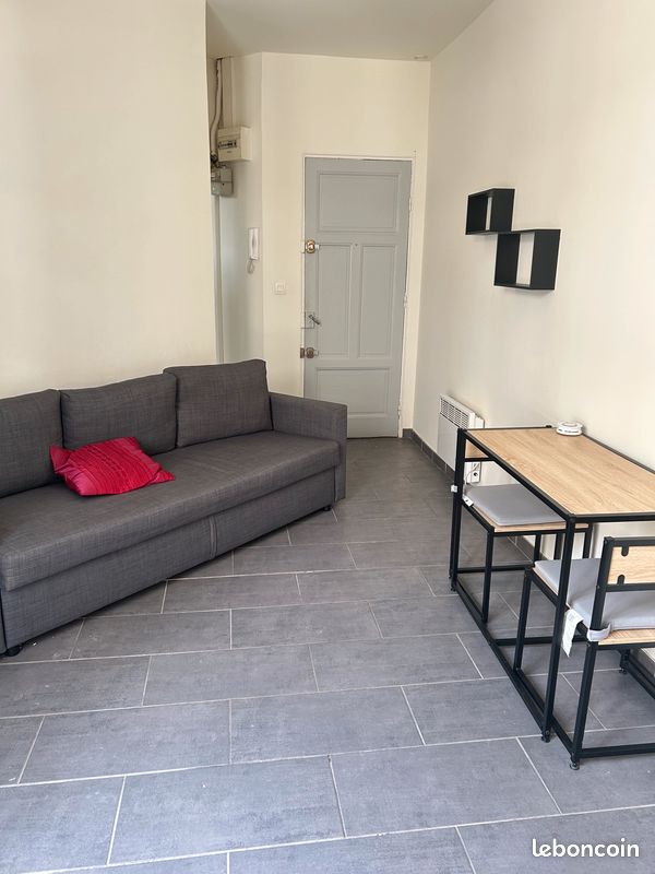 Appartement 1 pièce 22 m² · à Toulon · 22 m² · 510 €