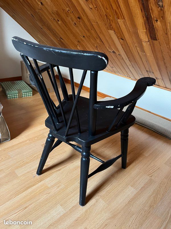 Fauteuil bois noir vintage (image 2)