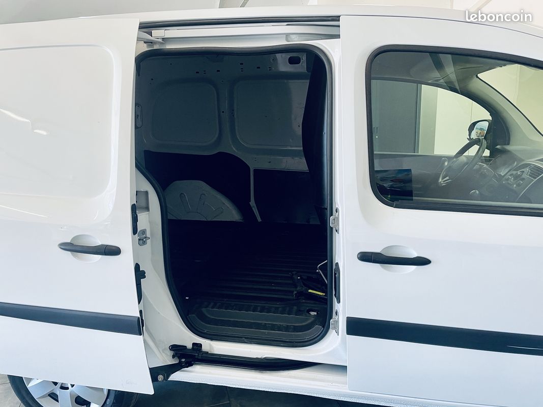 Renault KANGOO II EXPRESS 1.5 BLUE DCI 95CH CONFORT (image 5)