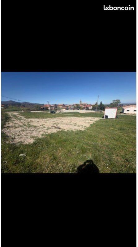 Terrain constructible 1550m · à Préaux · 75 000 €
