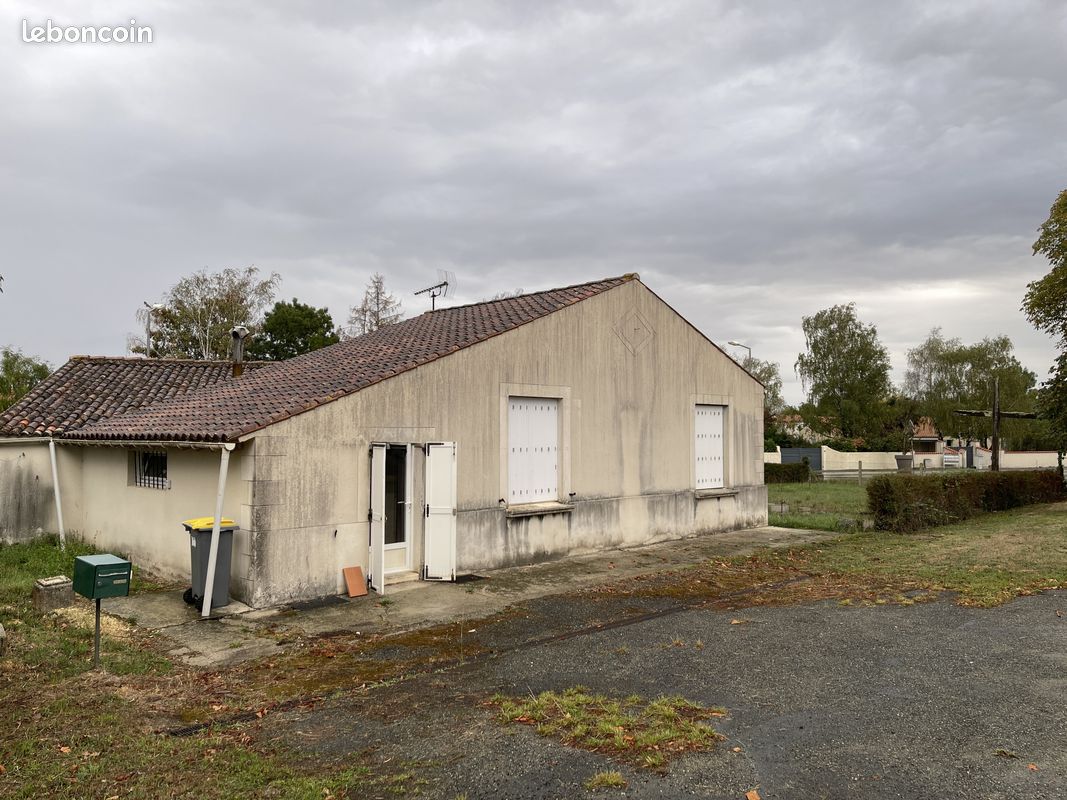 Maison 4 pièces 65 m² · à Saint-Hippolyte · 65 m² · 125 000 €
