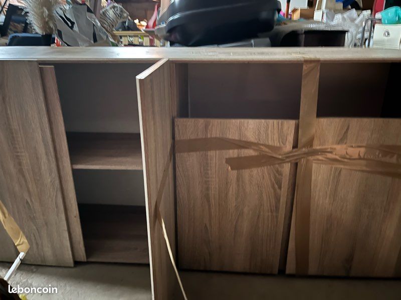Joli buffet grand : 1,80m*0,45*0,86 très bon état général - spacieux (image 5)