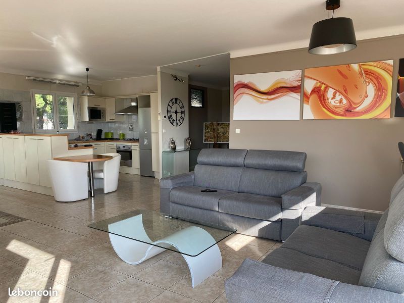 Maison 6 pièces 176 m² · à Saint-Estève · 176 m² · 339 000 €