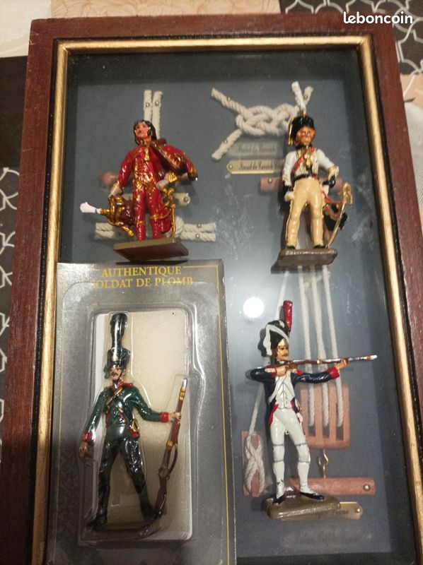Figurine en lot -Sam le pompier 3 figurine + sapeurs pompiers - Label