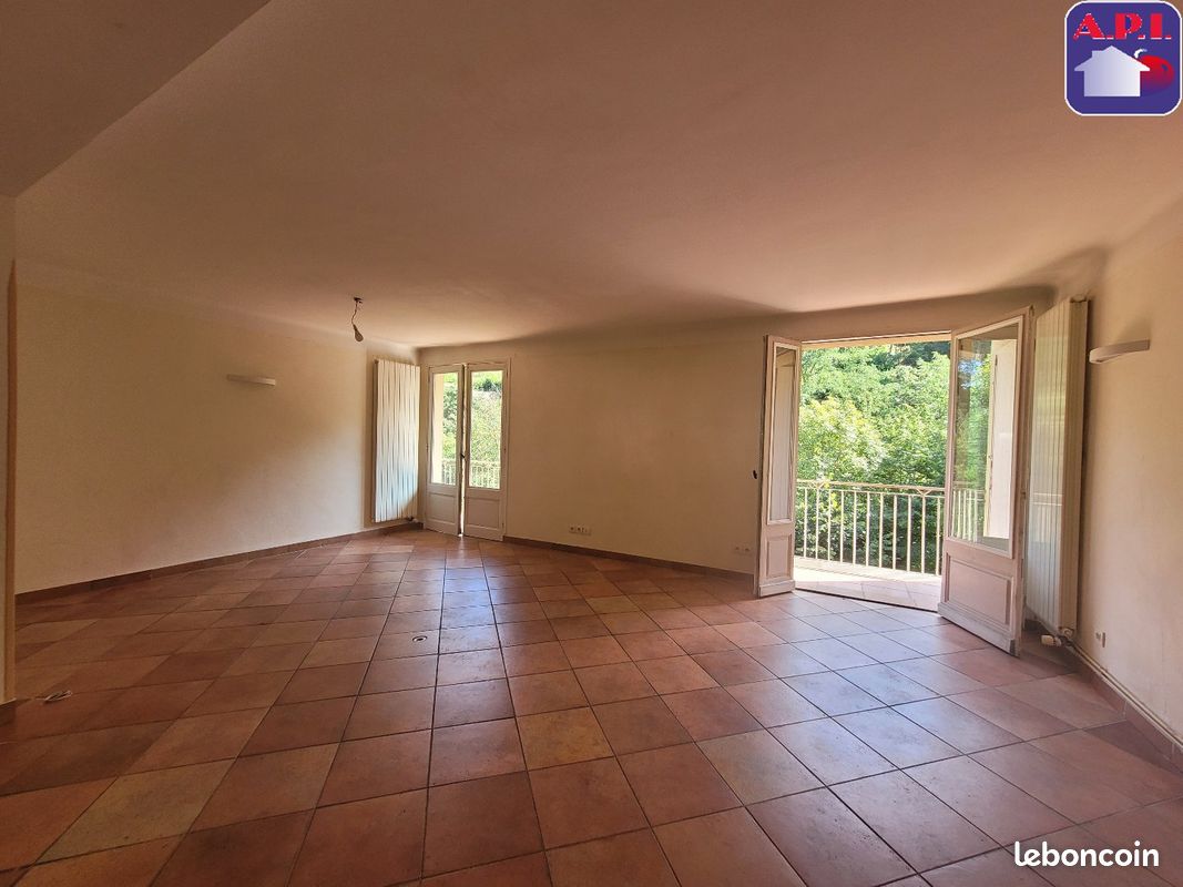 Appartement 3 pièces 81 m² · à Foix · 81 m² · 766 €/mois