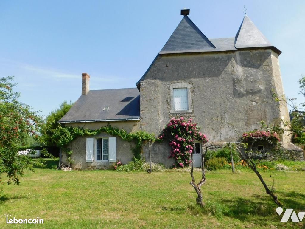 Maison 5 pièces 154 m² · à Morannes sur Sarthe-Daumeray · 154 m² · 539 700 €