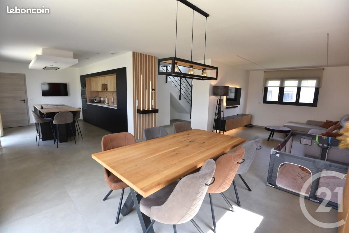 Maison 6 pièces 140 m² · à Breistroff-la-Grande · 140 m² · 610 000 €