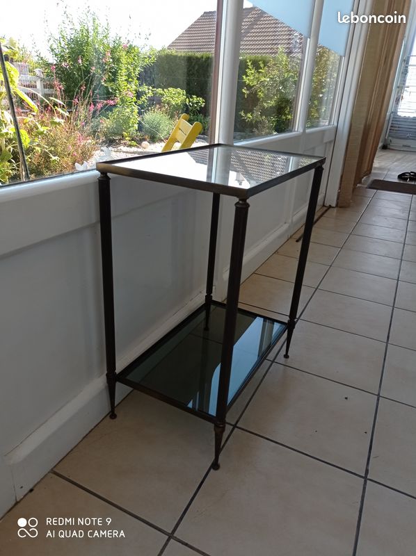 Table basse stylée40e (image 1)