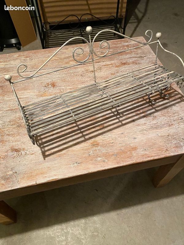 Etagere (image 1)