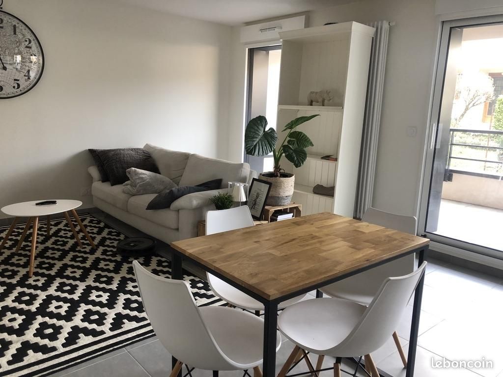 Appartement 3 pièces 64 m² · à Clermont-Ferrand · 64 m² · 890 €