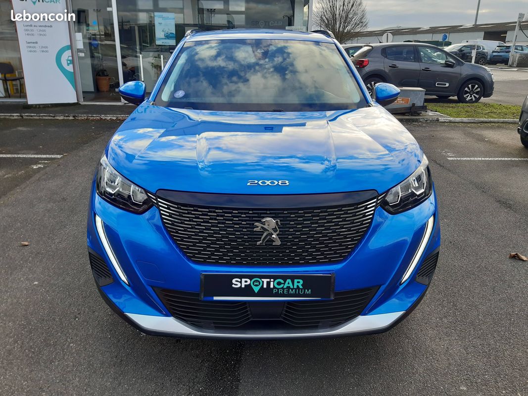 PEUGEOT 2008 PureTech 130 S&S EAT8 Allure (image 1)