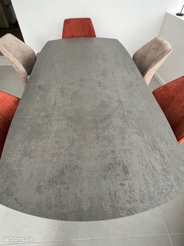 Table (image 2)