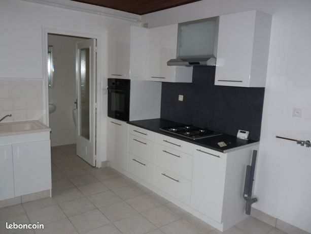 Petite maisonF1 bis proche centre ville