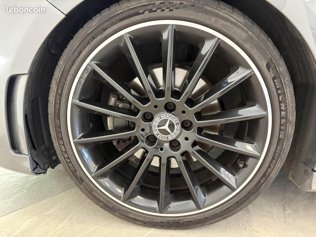 MERCEDES CLASSE A A 200 d - BV 8G-DCT BERLINE 5P - BM 177 AMG Line PHASE 1 (image 13)