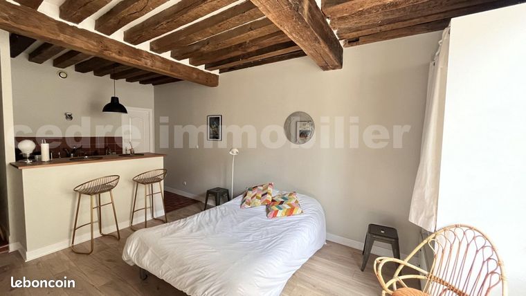 Studio 1 pièce 25 m²