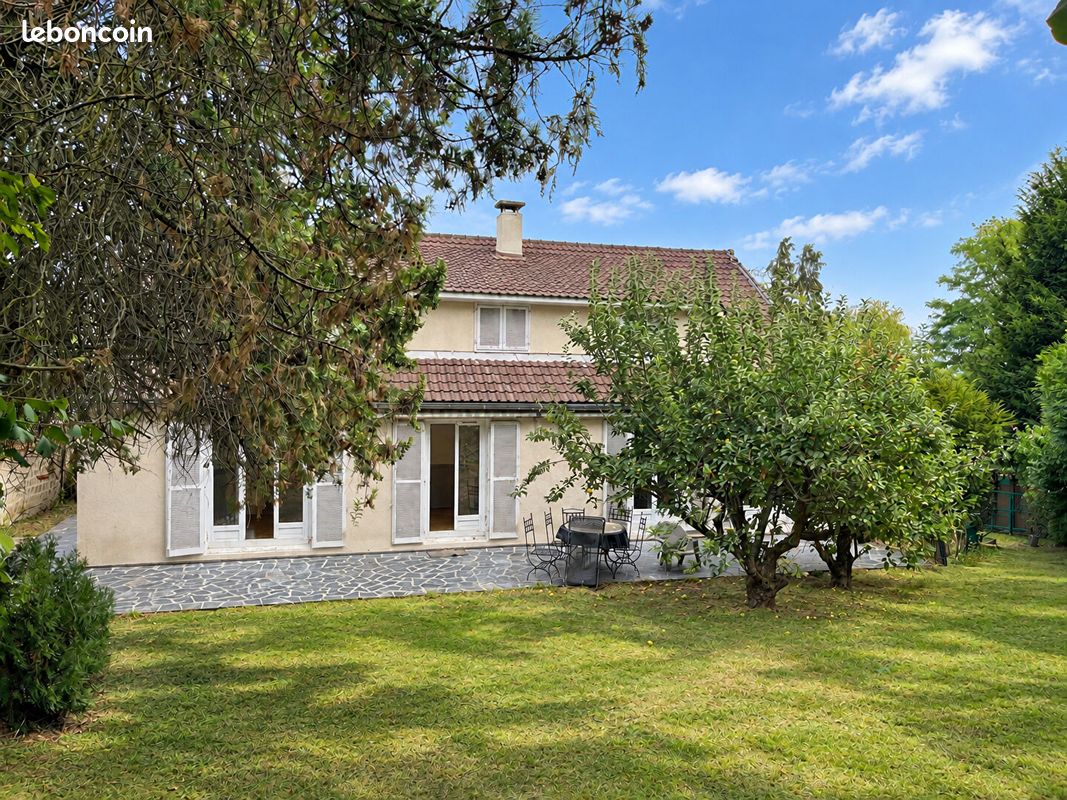 Maison 8 pièces 206 m² · au Pecq · 206 m² · 1 140 000 €
