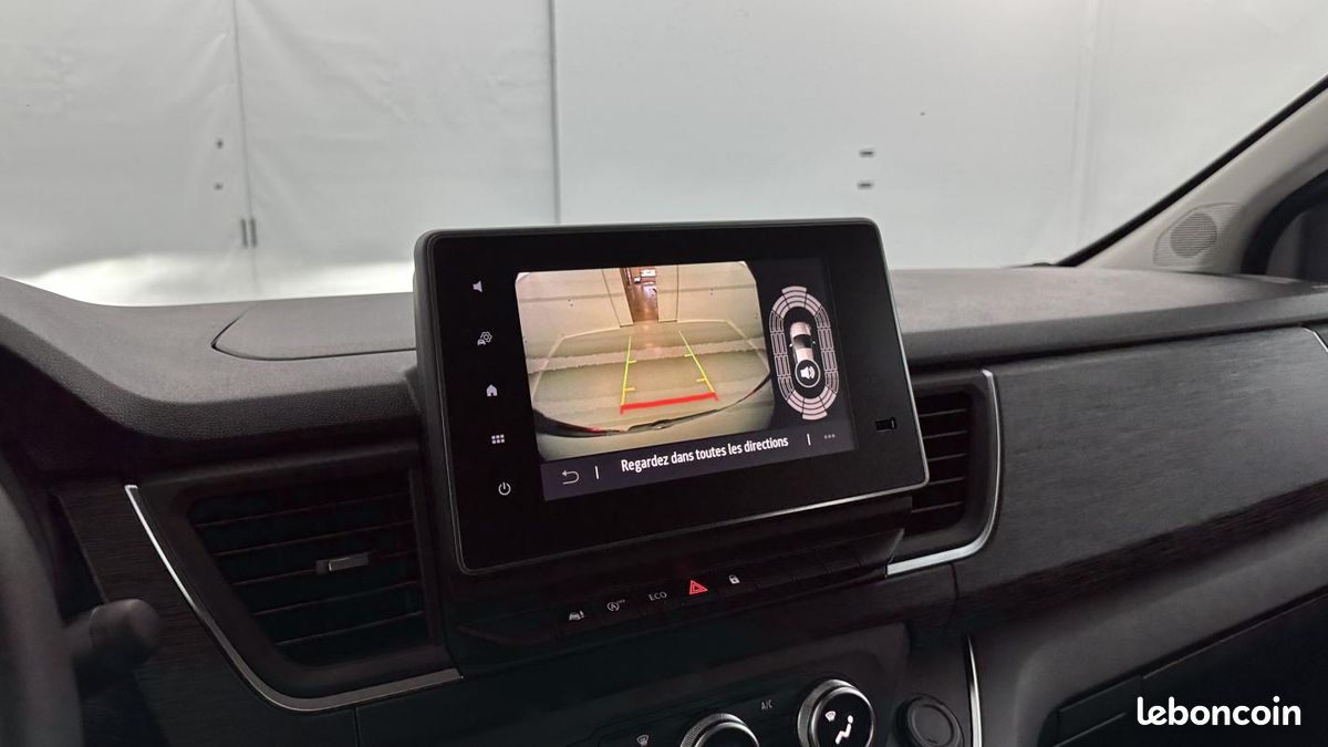 Renault Trafic COMBI Trucks Ca L2H1 3000 2.0 dCi 150ch RED Edition EDC (image 16)