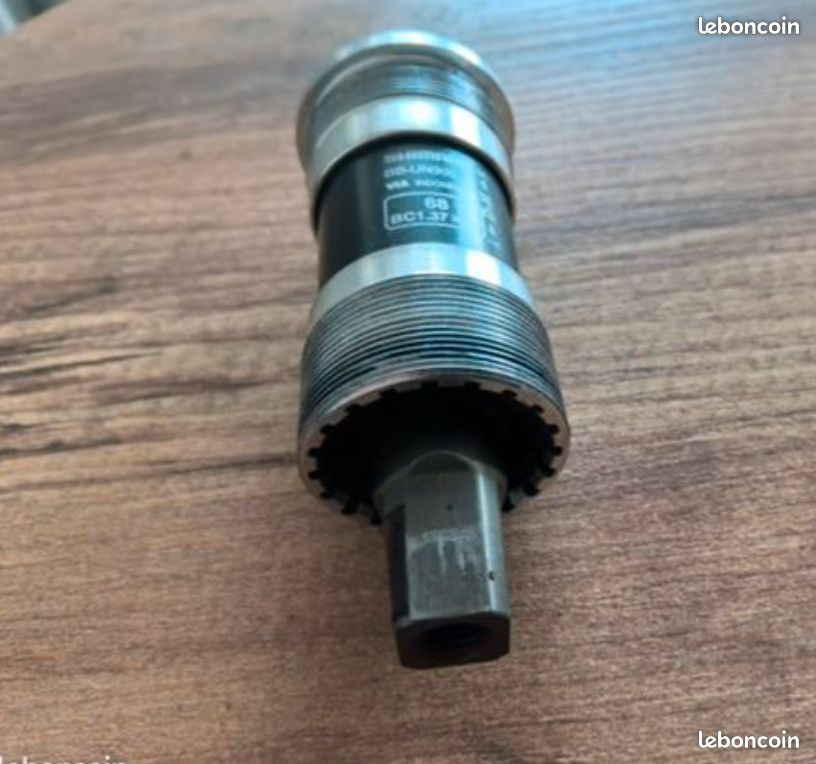 Boîtier De Pédalier Shimano BB-UN72 - BSA Filetage Anglais - 110 Mm - Neuf