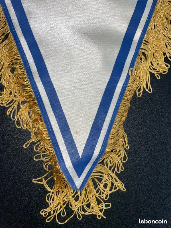 Grand Fanion Vintage Girondins De Bordeaux - Football - 21x22 Cm - Collector