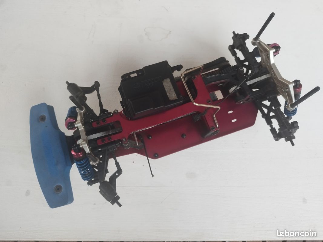 Voiture Nitro Thunder Tiger TS4N - échelle 1/10 - Neuve Sous Emballage