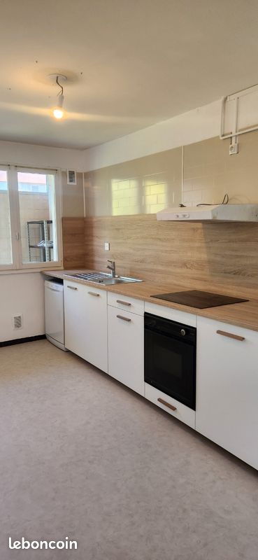 Appartement 3 pièces 68 m² · à Montceau-les-Mines · 68 m² · 670 €/mois