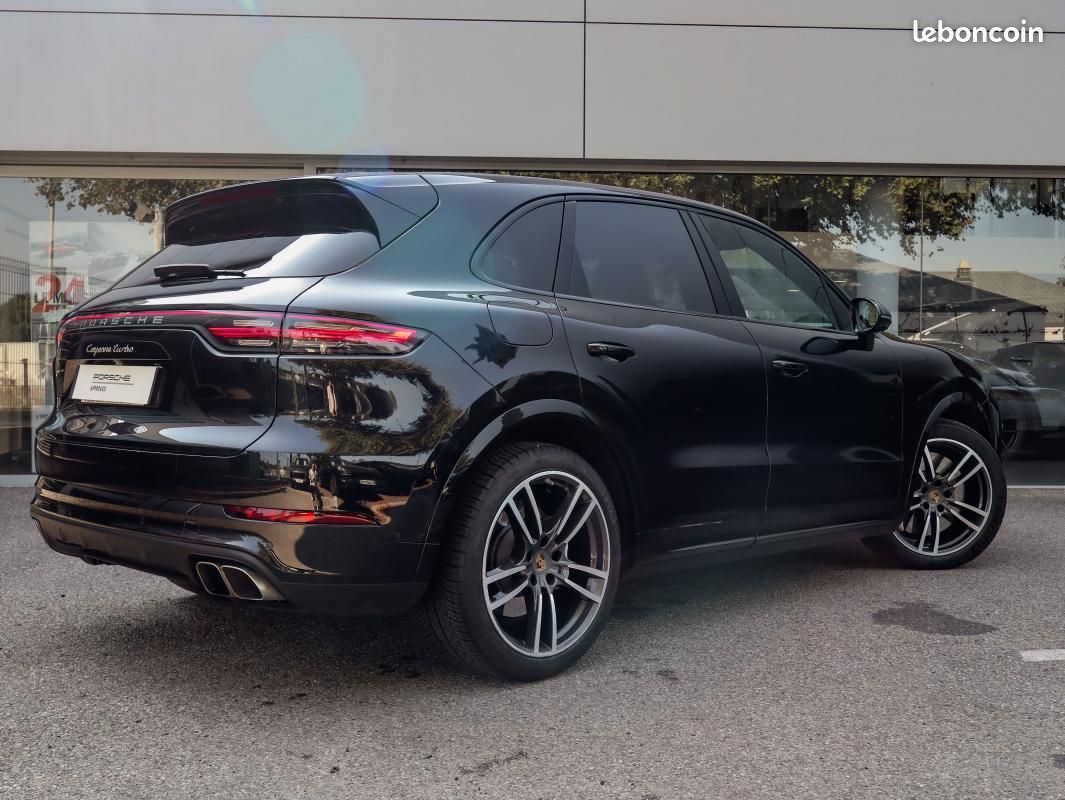 Porsche Cayenne 4.0 V8 550 ch S Tiptronic BVA Turbo (image 28)