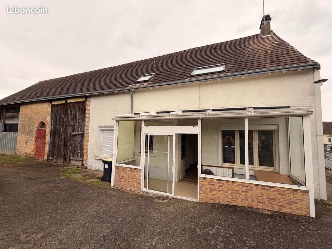 Maison 5 pièces 95 m² · à Chaufour-Notre-Dame · 95 m² · 158 500 €