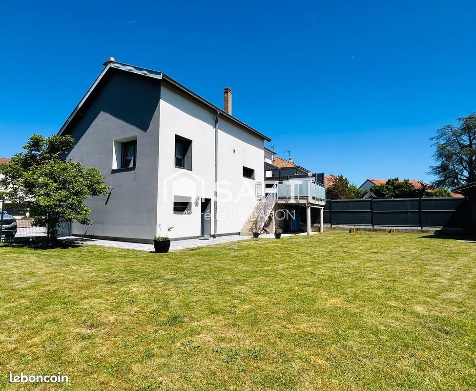 Maison 7 pièces 140 m² · à Atton · 140 m² · 317 000 €