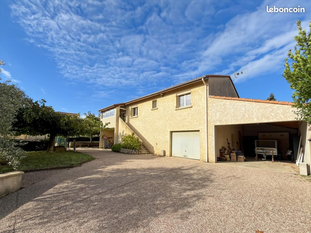 Maison 5 pièces 137 m² · à Toulaud · 137 m² · 349 000 €