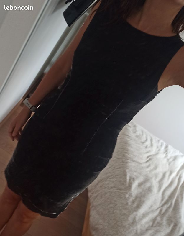 Robe noir métallisée (image 1)