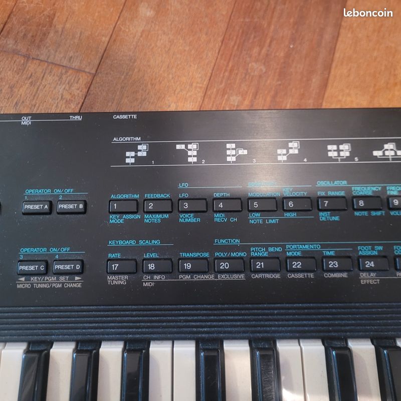 Synthétiseur DX 11 Yamaha (image 5)