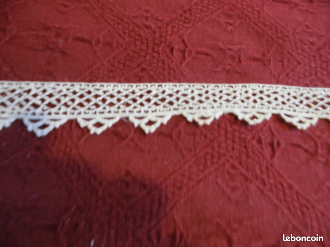 Col ancien fait main (image 7)