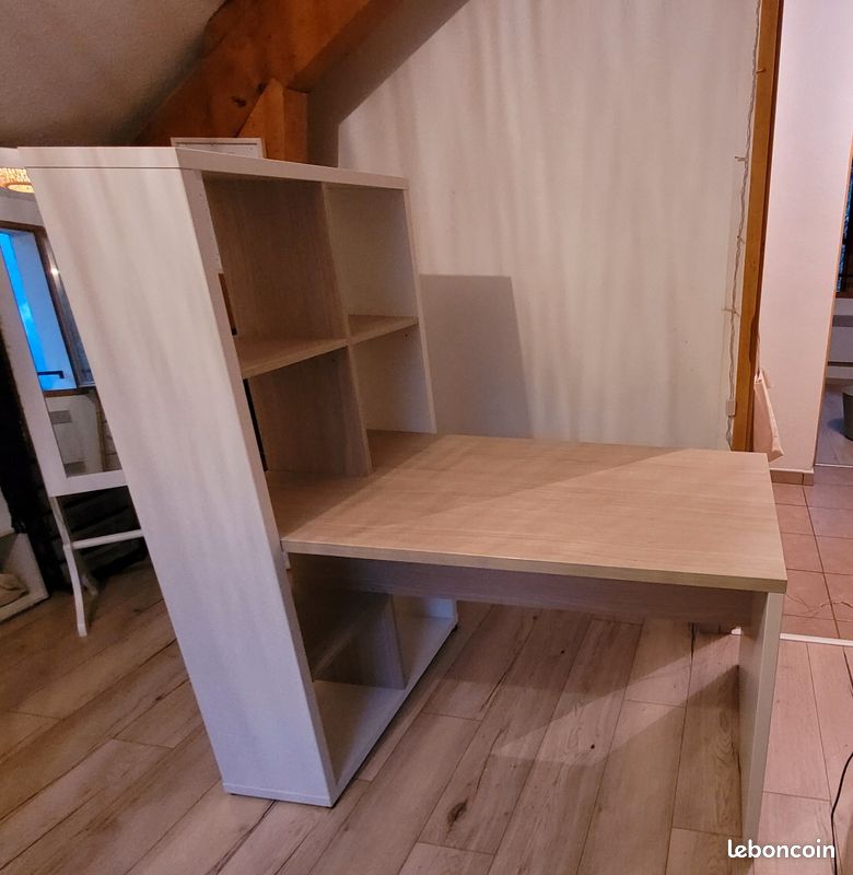 Bureau (image 1)