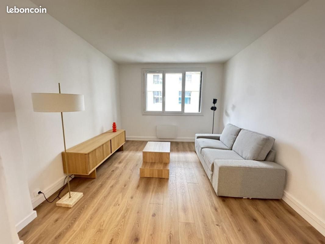 Appartement 3 pièces 56 m² · à Marseille · 56 m² · 1 225 €/mois