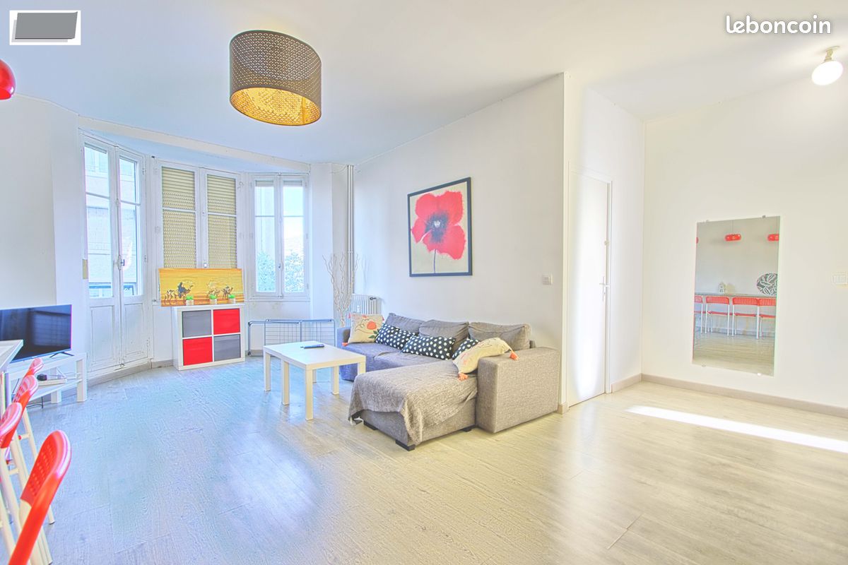Appartement 4 pièces 75 m² · à Toulon · 75 m² · 180 000 €