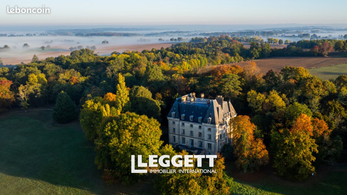 Maison 38 pièces 770 m² · à Nexon · 770 m² · 1 325 000 €