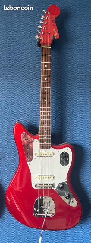 Fender Jaguar (image 3)