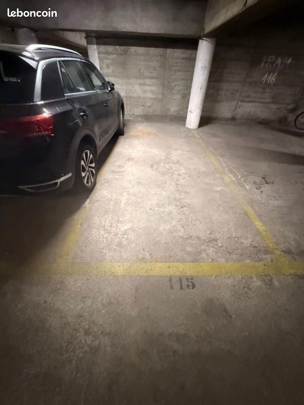 Parking Paris · 150 €/mois