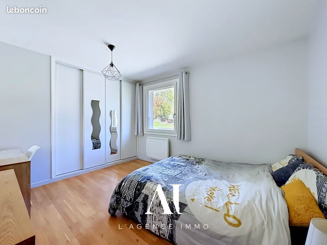 Villa 7 pièces 339 m² (image 16)