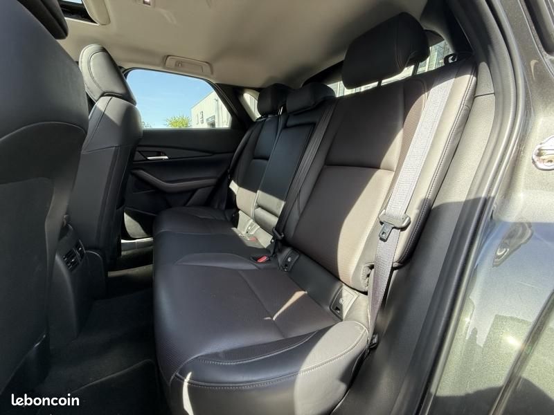 Mazda CX-30 2.0 e-SKYACTIV-X M-Hybrid 186ch Exclusive BVA 2022 (image 16)