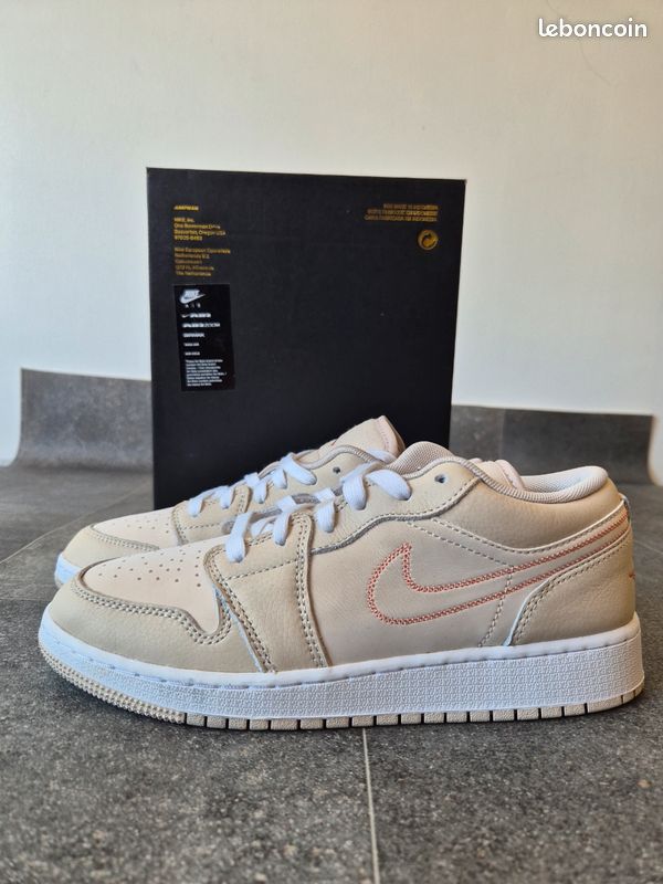 Air jordan 1 low se (gs) (image 1)
