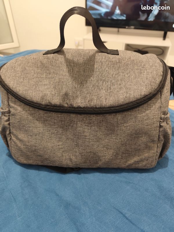 Je vend le sac as langer pour chat (image 1)