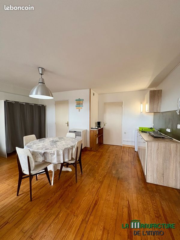 Appartement 1 pièce 26 m² · à Saint-Étienne · 26 m² · 350 €