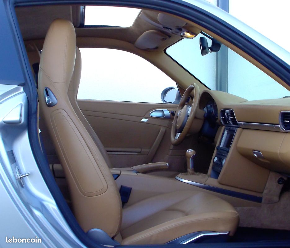 PORSCHE 997 CARRERA S 3.8 355CH / Pack Cuir / échappement Sport / Toit ouvrant électrique / PASM / Sièges chauffants / Jantes 19 Carrera S / Roulement IMS Fiabilisé / Embrayage neuf /magnifique état (image 7)